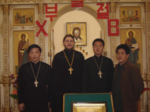 Фото, иерей Сергий Якутов и северокорейские священники
