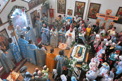 Фото, Владивосток, за Божественной литургией в храме Порт-Артурской иконы Пресвятой Богородицы
