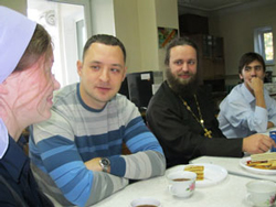 Фото. Владивосток, встреча участников православного молодежного движения Приморского края