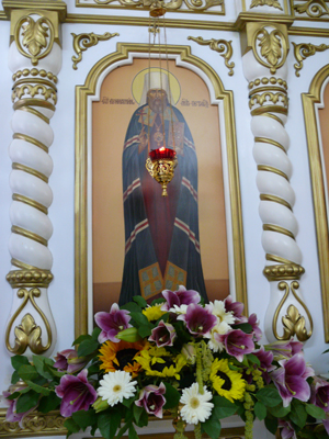 Фото. Архиепископ Вениамин возглавил богослужение в престольный праздник Успенского храма