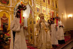 Фото. Владивосток. Пасхальное богослужение в Покровском кафедральном соборе