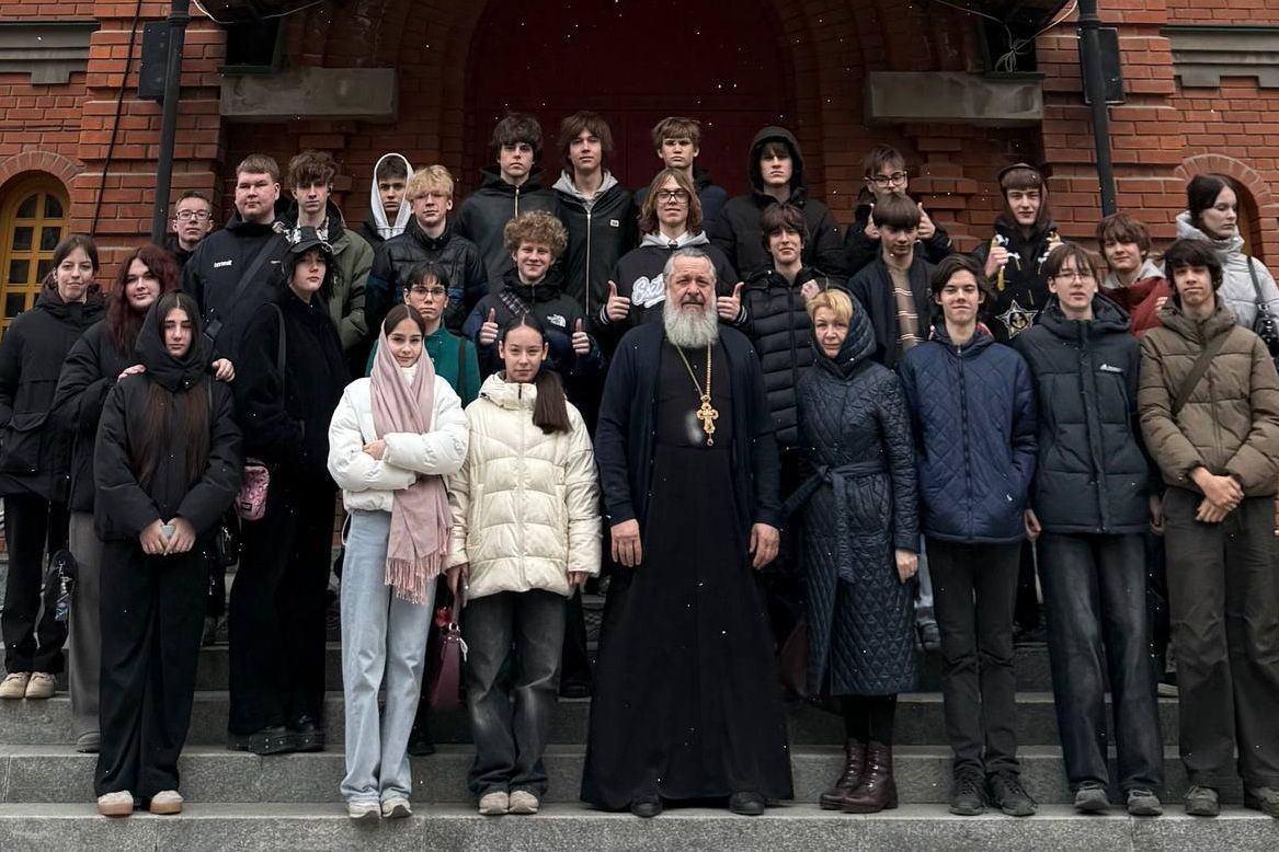 В храме свв. равноапостольных Кирилла и Мефодия прошла экскурсия для школьников