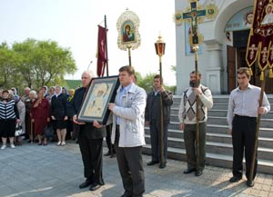 Прихожане на молебне