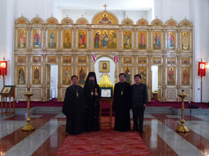 Епископ Уссурийский Иннокентий с корейскими священниками