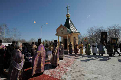 Освящение храма на границе в районе о-ва Даманского. Фото Юрия Мальцева. 