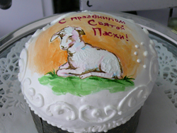 Архиепископ Вениамин совершил освящение куличей на предприятии «Владхлеб»