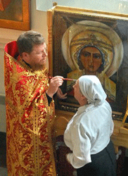 Фото, Владивосток, мироточивая икона святой Параскевы в храме св. апостола  Андрея 