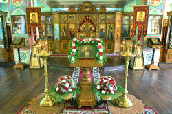 Фото, Владивосток, храм в Свято-Серафимовском монастыре, внутренний вид 