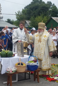 В праздник Преображения клирик с.Спасское удостоен архиерейской награды