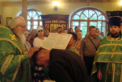 Престольный праздник в Свято-Серафимовском монастыре и хиротония во диакона