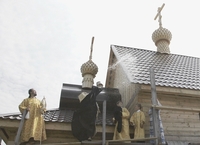 Освящены кресты на купола строящихся храмов в Чугуевском районе Приморья