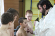 Маленькие пациенты Находкинского реабилитационного центра приняли Крещение