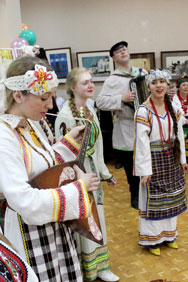 Торжественный вечер «Весна славянская» собрал русские, украинские, болгарские фольклорные коллективы