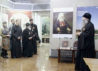 В Арсеньеве духовенство посетило передвижную выставку