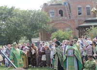 Службы к юбилею Серафима Саровского посетили сотни паломников