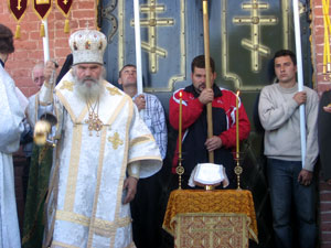 Храм святого Тихона Калужского освящен в Алексеевке