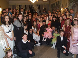 Фото. Владивосток, I Рождественский бал. Общая фотография