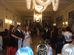 Фото. Владивосток, I Рождественский бал. Танцы