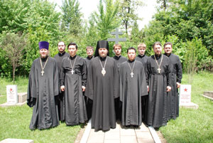 Фото, делегация из Владивостока и корейские священники