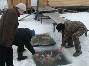 фото, крещенское купание в Православной гимназии