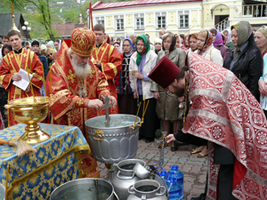 Фото, престольный праздник в Свято-Никольском соборе