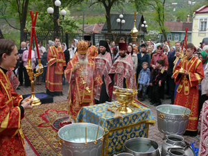 Фото, престольный праздник в Свято-Никольском соборе