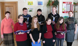 Фото. Владивосток. Студенты кафедры искусствоведения ДВФУ репетируют дипломный концерт