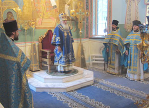 Фото. Владивосток. Праздник Успения Пресвятой Богородицы в Успенском храме.