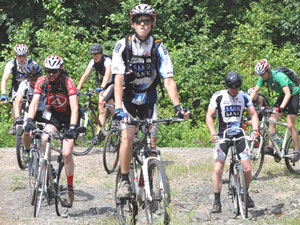 Фото. Дальний Восток. Участники крестного велопробега Сахалин – Приморье преодолели за две недели более 1100 км.