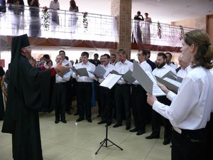 Фото. Уссурийск. Первый благотворительный Пасхальный бал