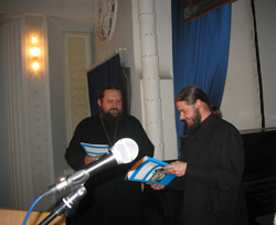 Фото. Владивосток, «Фонарики дружбы» для Воскресных школ, праздничное мероприятие в Казанском храме