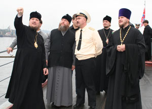 фото, Костромская делегация посетила штаб ТОФ и боевой корабль «Маршал Шапошников»