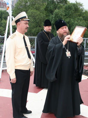 фото, Костромская делегация посетила штаб ТОФ и боевой корабль «Маршал Шапошников»