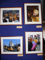 Открылась фотовыставка «Встречаем Рождество»