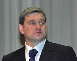 Фото. Владивосток, Губернатор Приморского края С. М. Дарькин