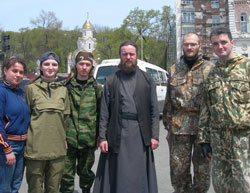 Фото. Владивосток, участники историко-краеведческого клуба «Восхождение»