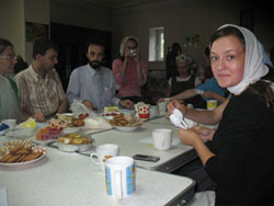 Фото. Владивосток, первая встреча православной молодежи после летних каникул