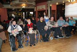 Фото. Владивосток, акция социальной помощи молодежного отдела епархии "Сделай добро на Рождество"