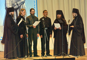 Фото, хор монахов с о. Русского