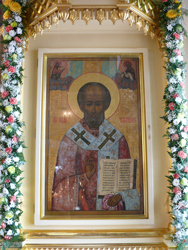 Фото. Владивосток, икона свт. Николая чудотворца в Свято-Никольском кафедральном соборе