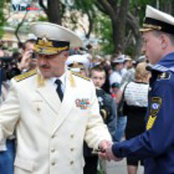 Фото. Владивосток, 69-й выпуск ТОВМИ