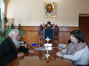 Фото. Владивосток. Встреча митрополита Вениамина с Н. Якуниной