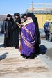 Архиепископ Вениамин благословил строительство моста на о. Русский