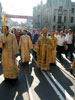В воскресенье центр Владивостока заполонили участники Крестного хода