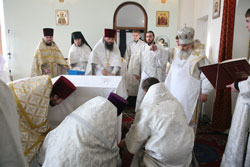 Фото, в алтаре