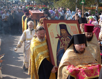 Православные Приморья прощаются с мощами святителя Иннокентия Иркутского