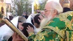 Хиротесия выпускников Духовного училища в чтецов