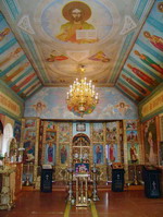 Храм Рождества Христова: вид внутри на иконостас