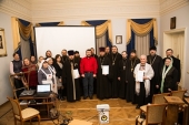 В Русской Церкви намерены развивать высокопороговые центры для бездомных