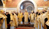 Представители Поместных Православных Церквей приняли участие в Литургии в Киево-Печерской лавре накануне празднования 400-летия Киевской духовной академии